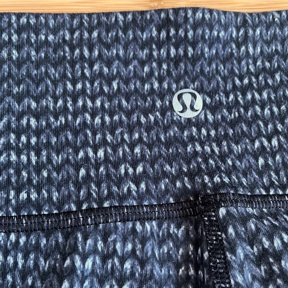 Lululemon Wunder Under Leggings - Picture 11 of 13